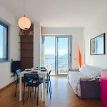 Hostdomus - Range Free Box Near The Center Alassio