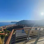 Hostdomus - Range Free Box Near The Center Alassio