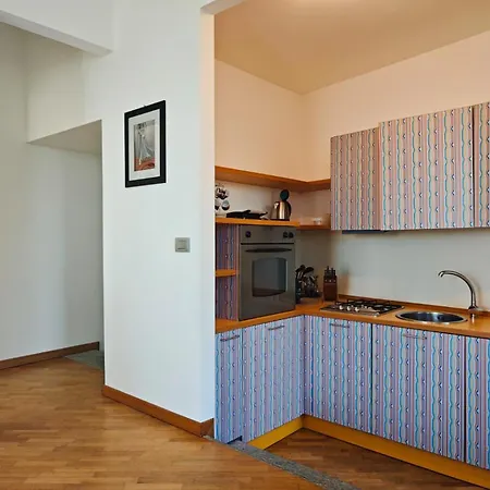 Hostdomus - Range Free Box Near The Center Lägenhet Alassio