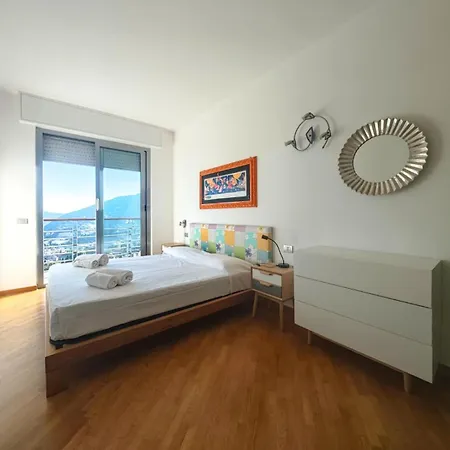 Apartman Hostdomus - Range Free Box Near The Center Alassio