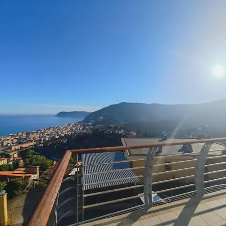 Hostdomus - Range Free Box Near The Center Alassio