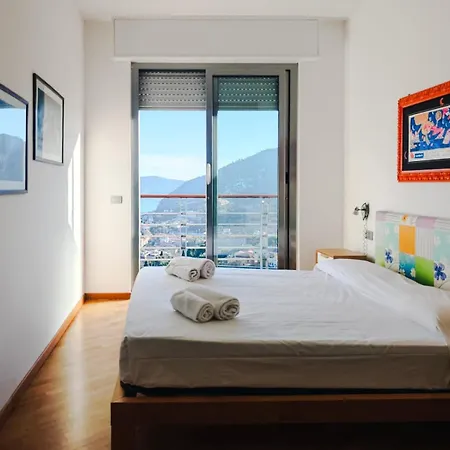 Hostdomus - Range Free Box Near The Center * Alassio