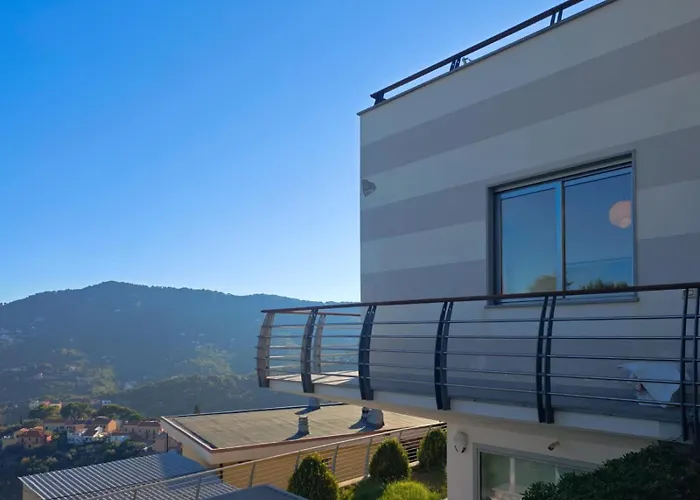 Hostdomus - Range Free Box Near The Center Alassio